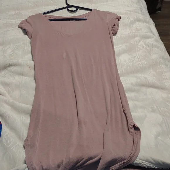 Clothes - Picture 17 of 17